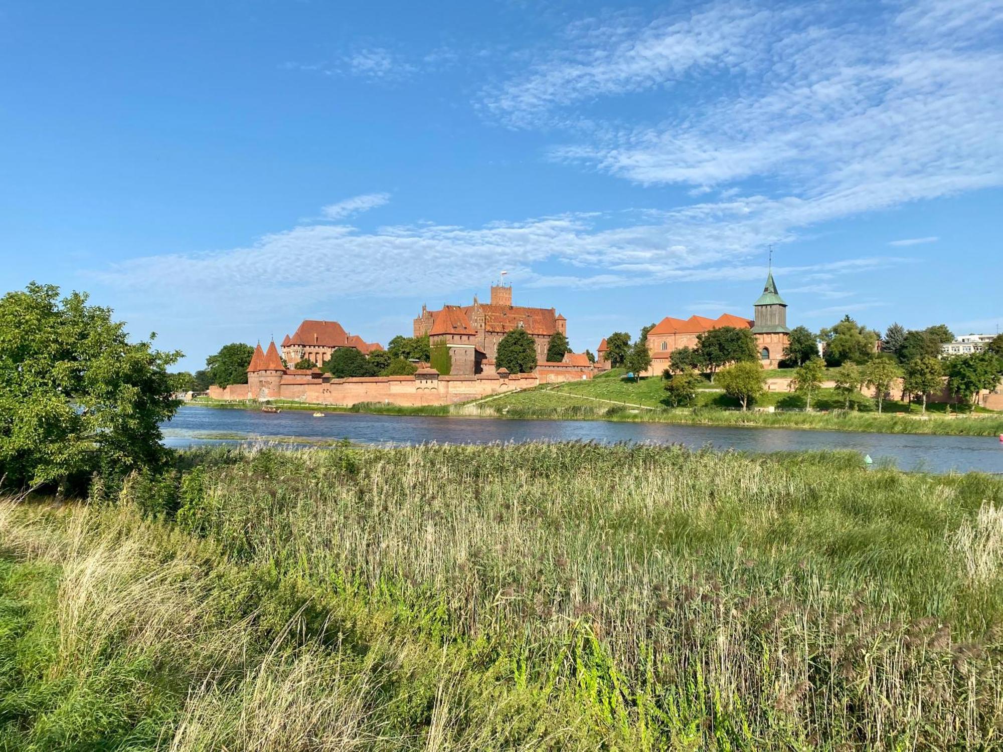 Nogat Apartament Appartement Malbork Buitenkant foto